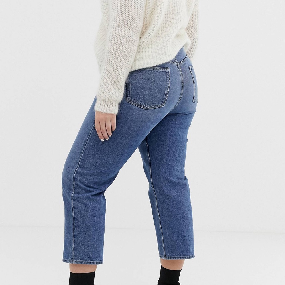 ASOS DESIGN Straight Leg Jeans